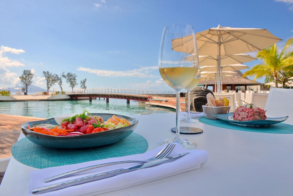 

Milano - Papeete - Te Moana Tahiti Resort