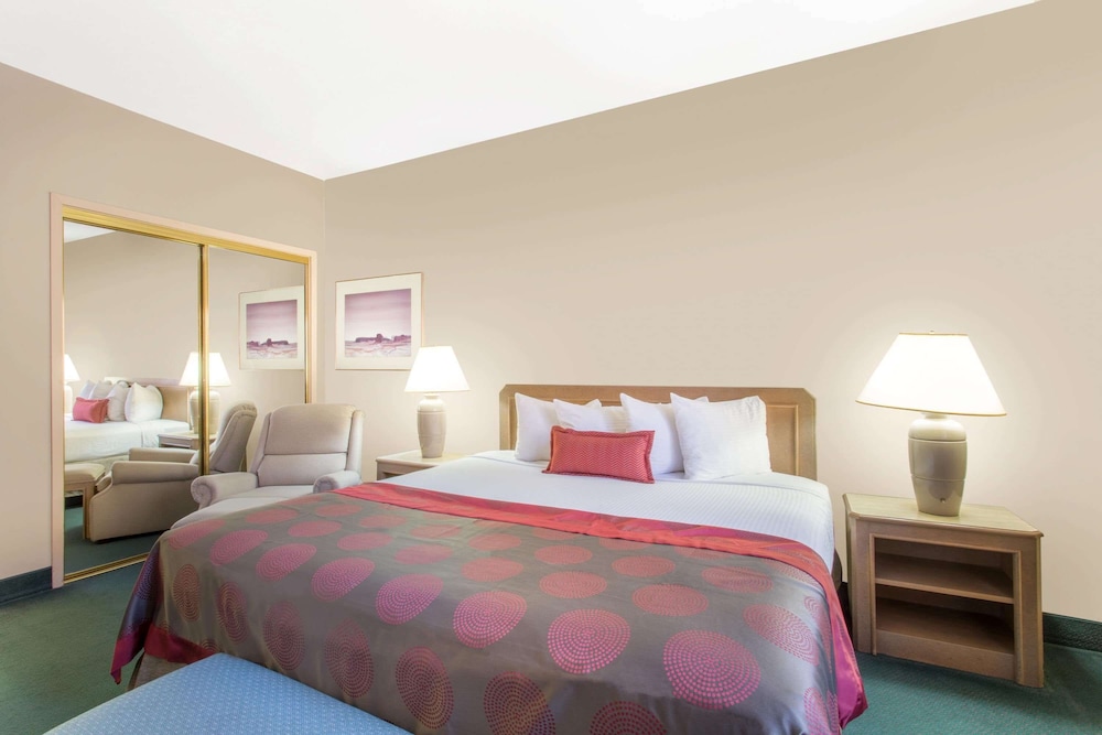 

Roma - Washington (UT) - Ramada By Wyndham St George