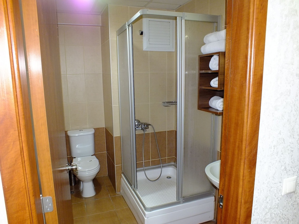 

Bologna - Kayseri - Lifos Otel