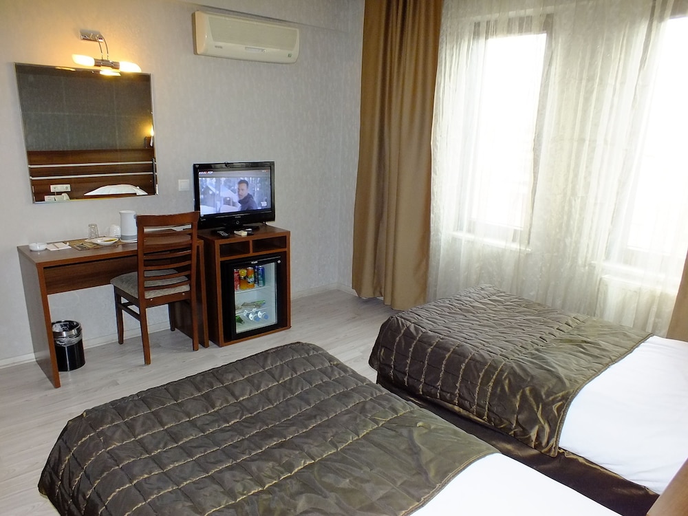 

Napoli - Kayseri - Lifos Hotel