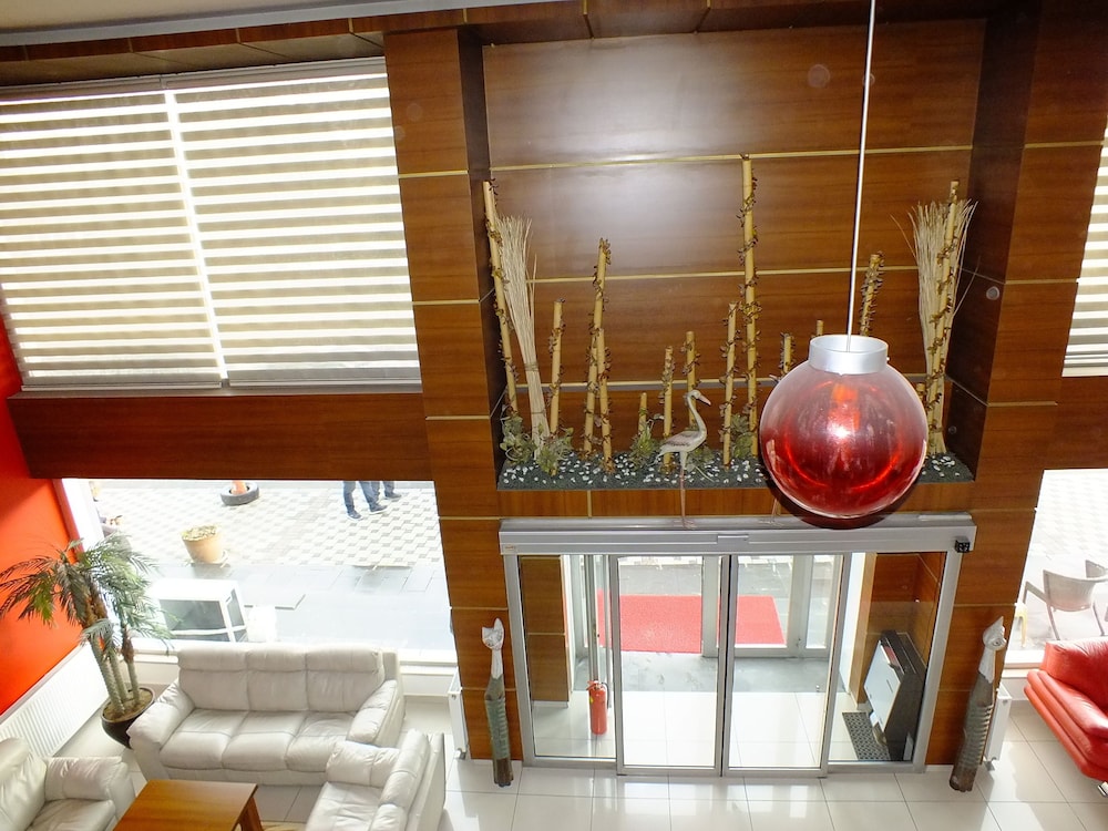 

Bologna - Kayseri - Lifos Otel