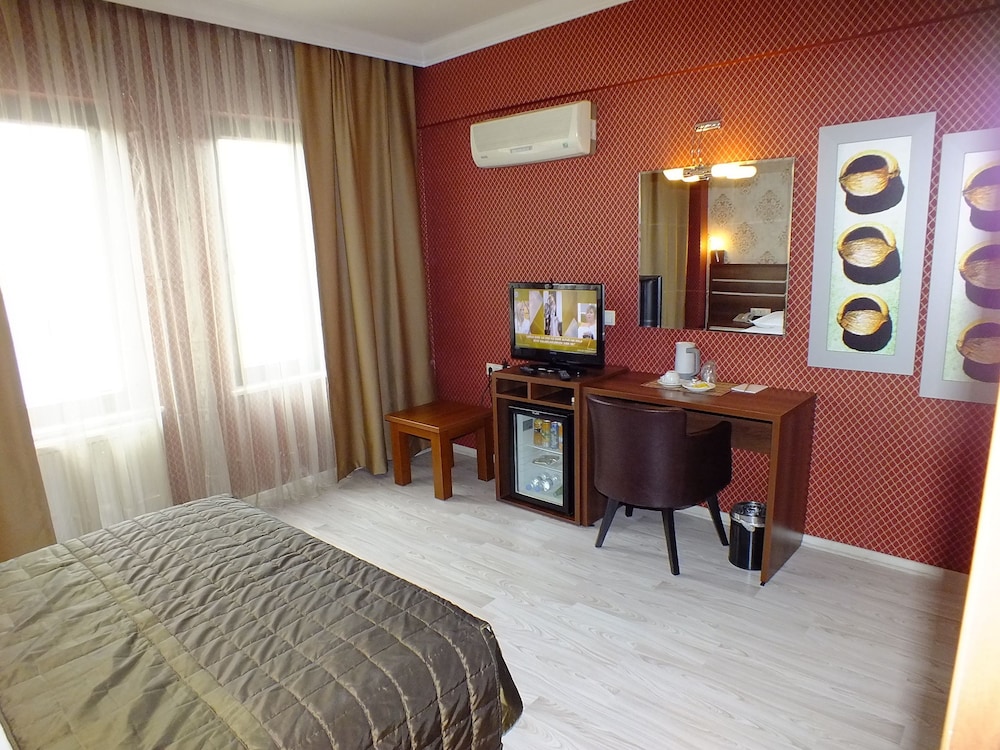 

Napoli - Kayseri - Lifos Hotel