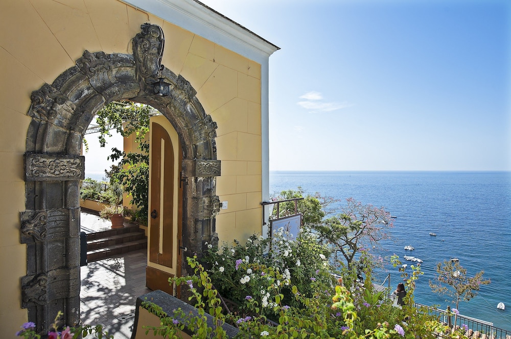 

Milano - Positano - Albergo California