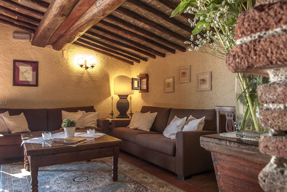 

Milano - Castellina in Chianti - Hotel Colle Etrusco Salivolpi