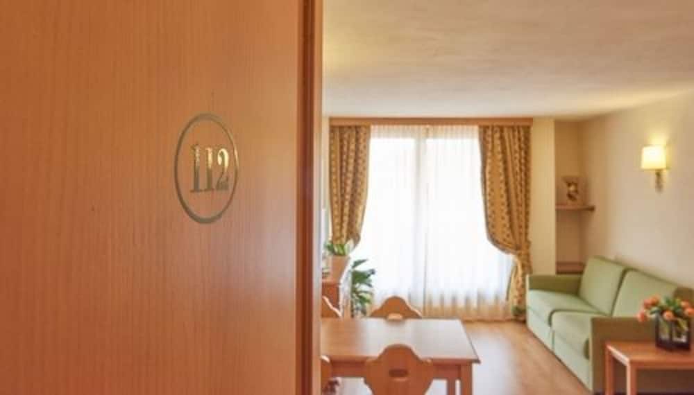 

Milano - Santa Caterina Valfurva - Hotel Residence 3 Signori