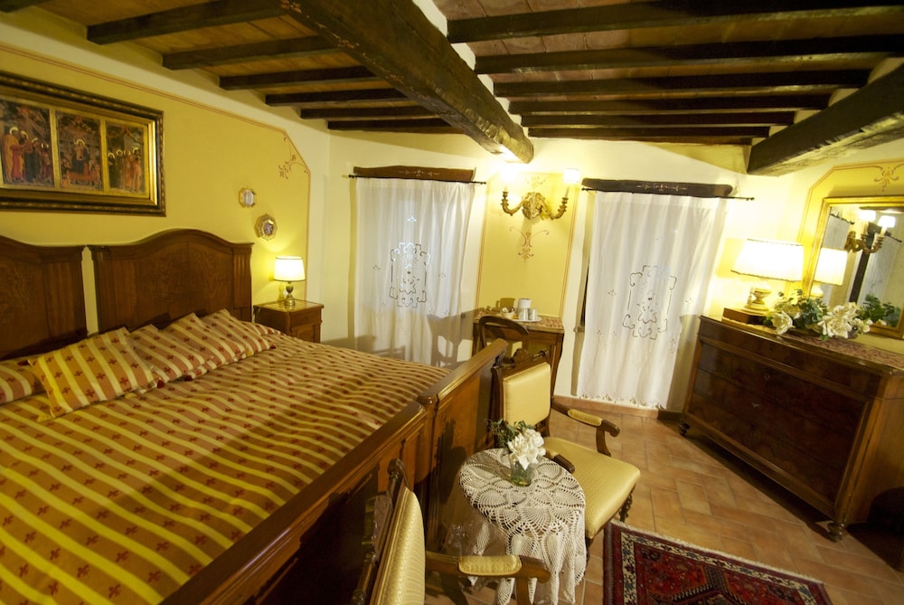 

Milano - Todi - Torre Sangiovanni Albergo e Ristorante da Rosary