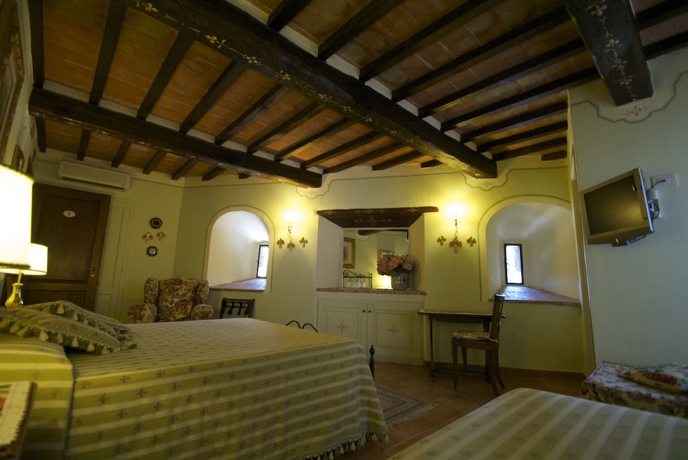 

Lamezia Terme - Todi - Torre Sangiovanni Albergo e Ristorante da Rosary