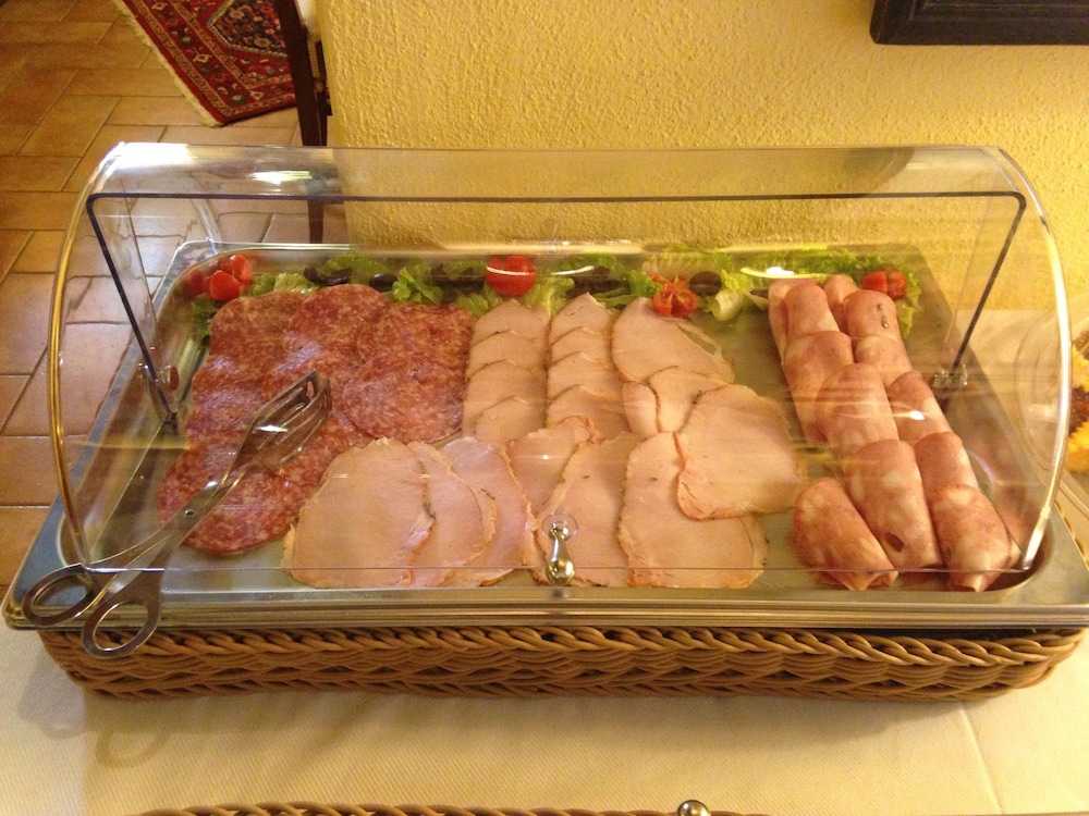 

Verona - Todi - Torre Sangiovanni Albergo e Ristorante da Rosary
