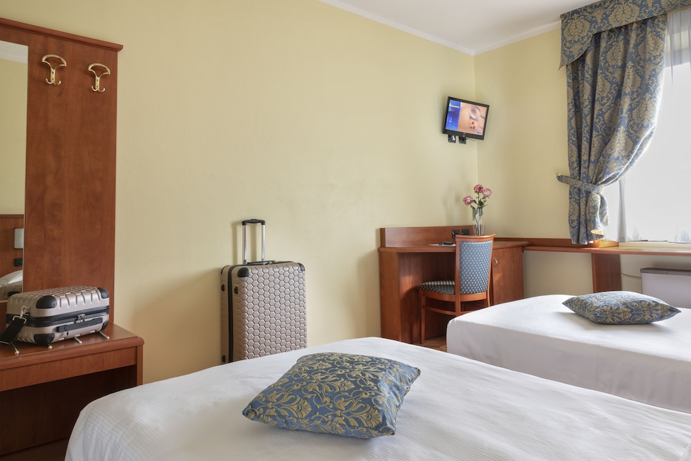 

Catania - Verona - Hotel Postumia
