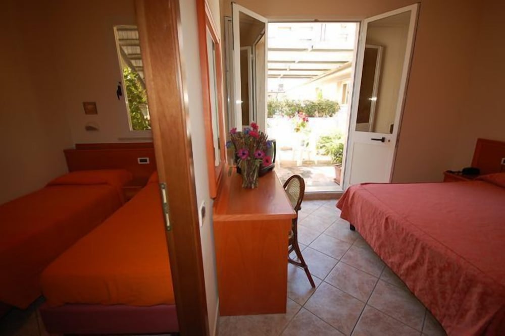 

Bari - Viareggio - Hotel Bella Riviera Lungomare