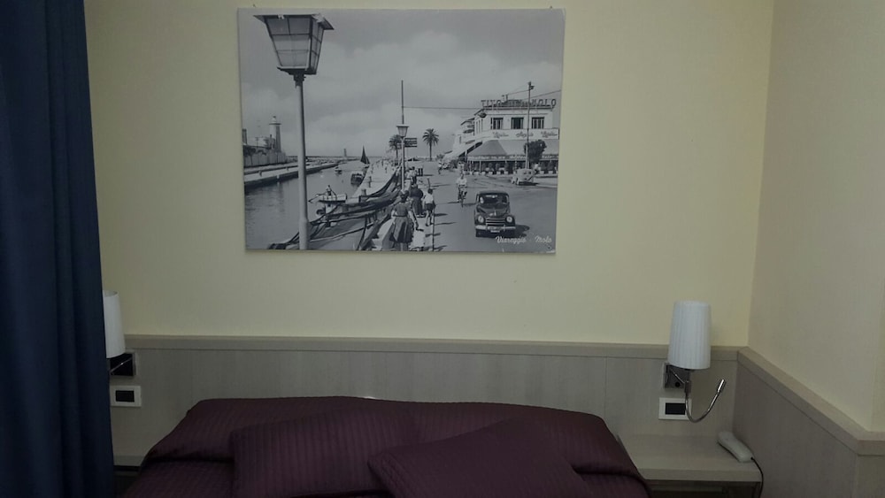 

Milano - Versilia e Costa Toscana, Mare Italia - Hotel Bella Riviera Lungomare