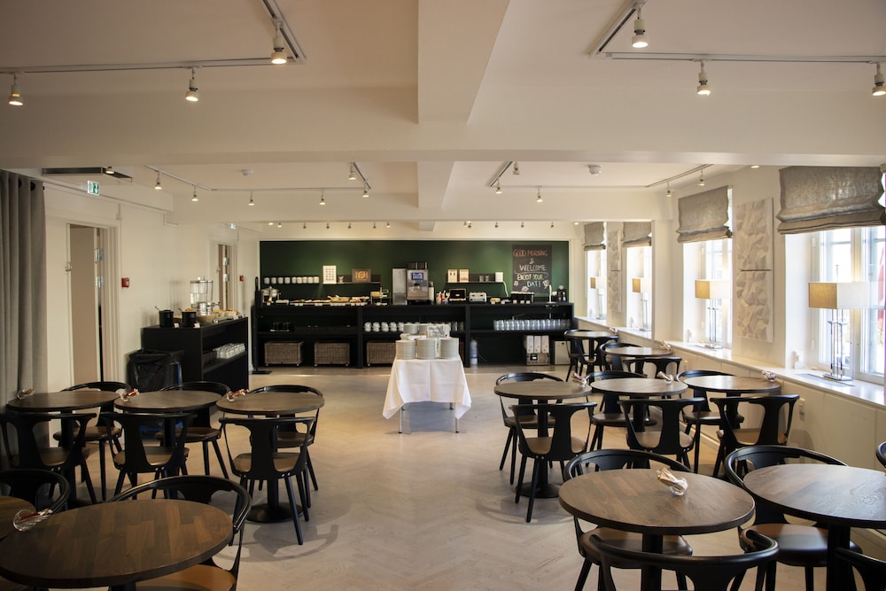 

Napoli - Søborg - Gentofte Hotel