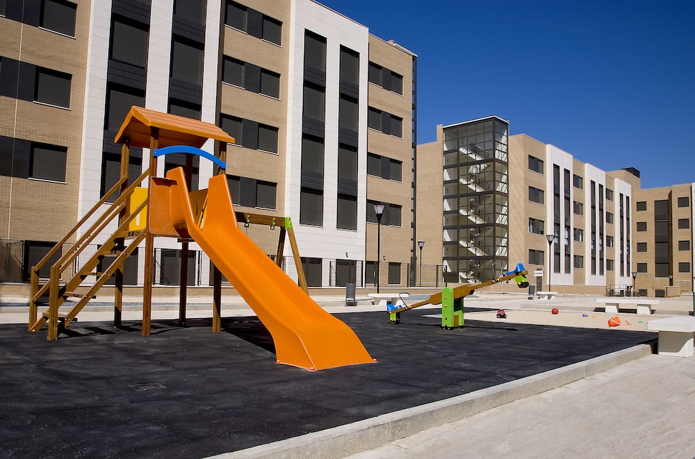 

Torino - San Fernando de Henares - Compostela Suites Apartments