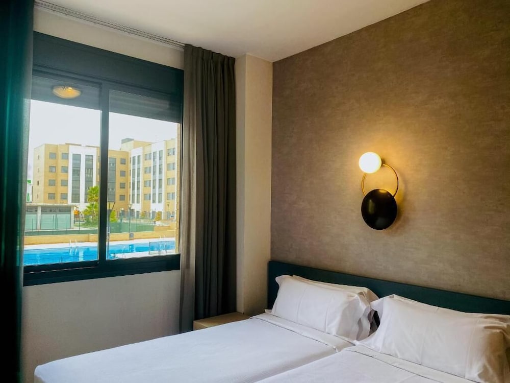 

Milano - Aeroporto di Madrid - Compostela Suites Apartments