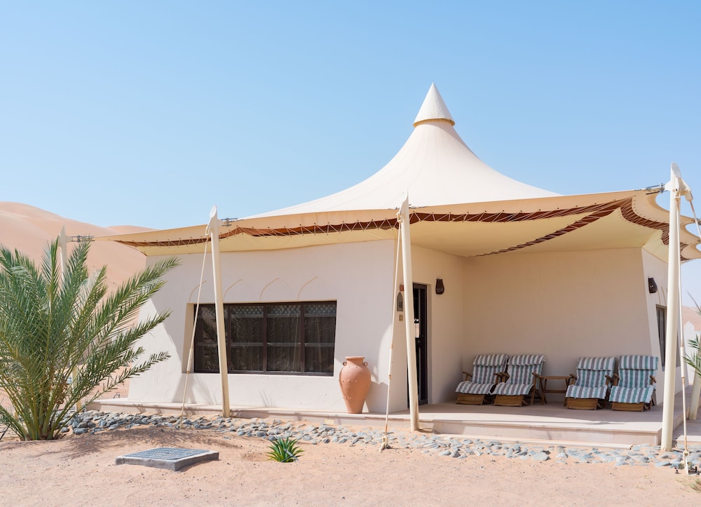 

Roma - Shāhiq - Desert Nights Resort