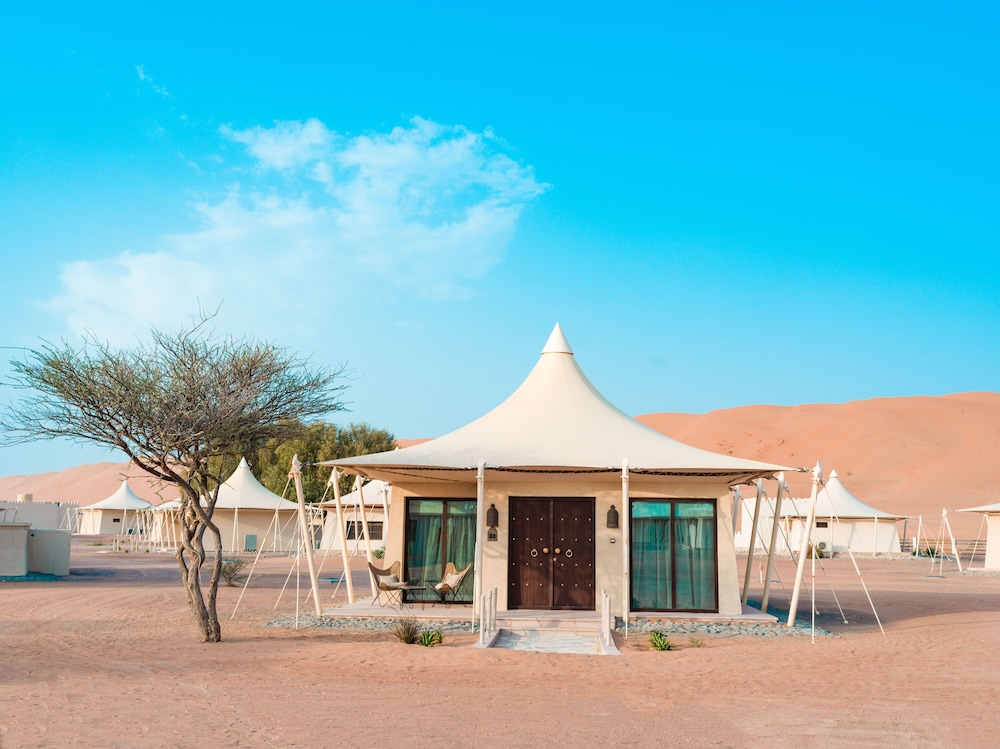 

Roma - Shāhiq - Desert Nights Resort