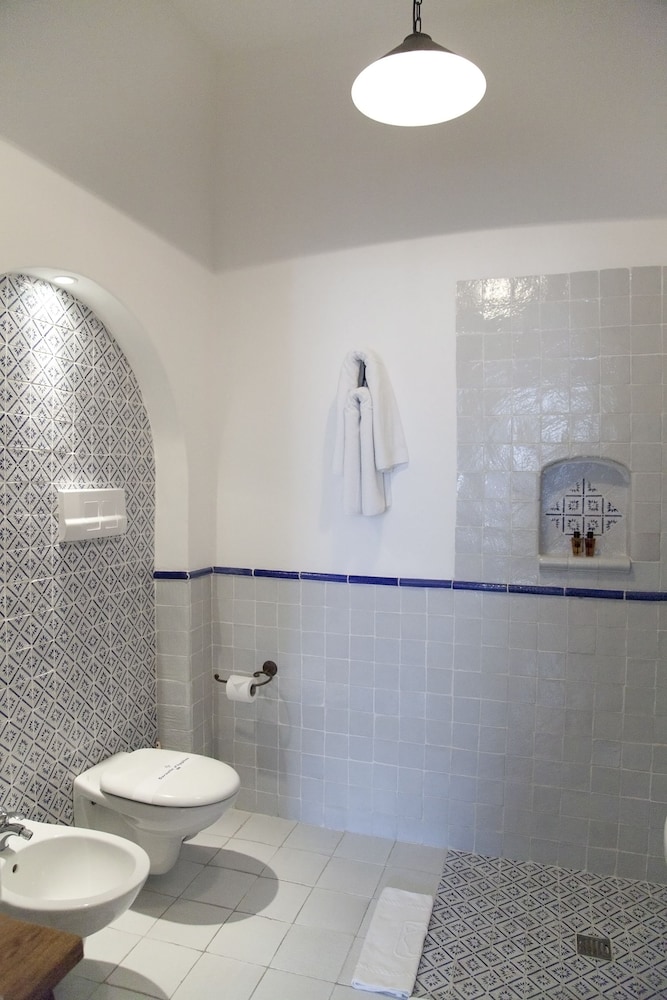 

Milano - Panarea, Isole Eolie - Quartara Boutique Hotel