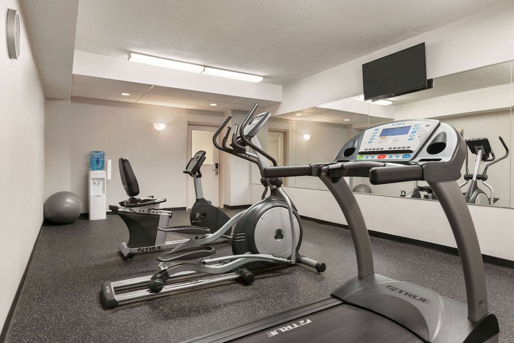 

Bologna - London - Days Inn By Wyndham London
