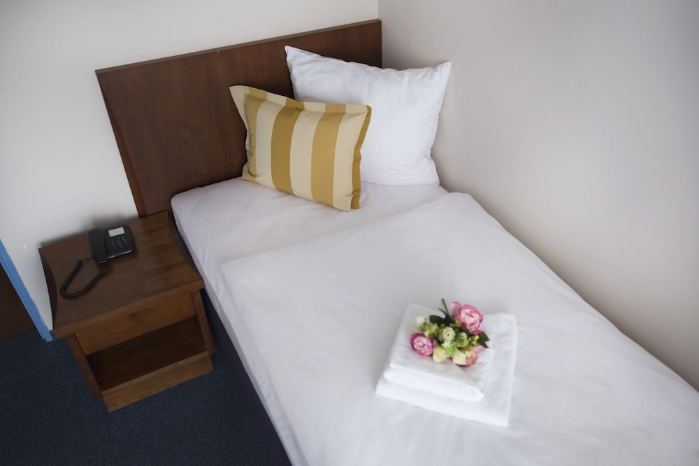 

Roma - Karlovy Vary - Hotel Marttel