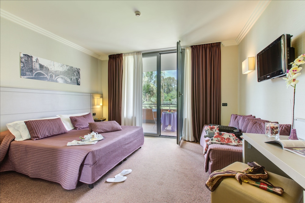 

Cagliari - Ciampino - Ardeatina Park Hotel