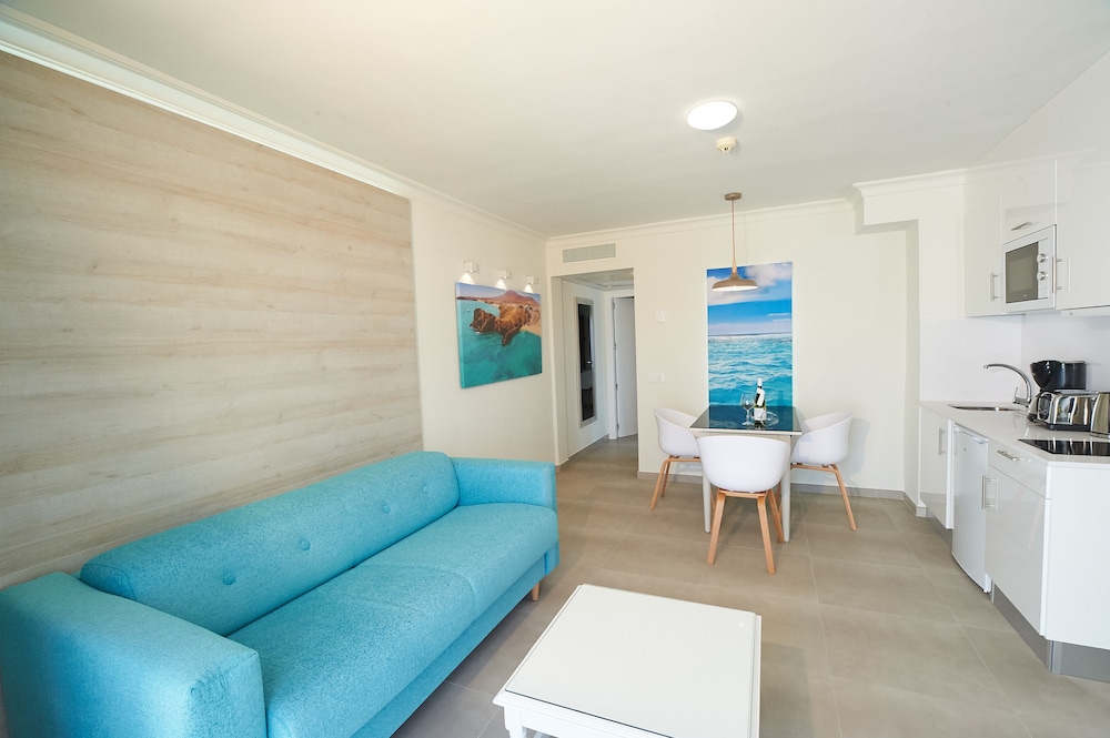 

Palermo - Los Pocillos - Montana Club Suite Hotel