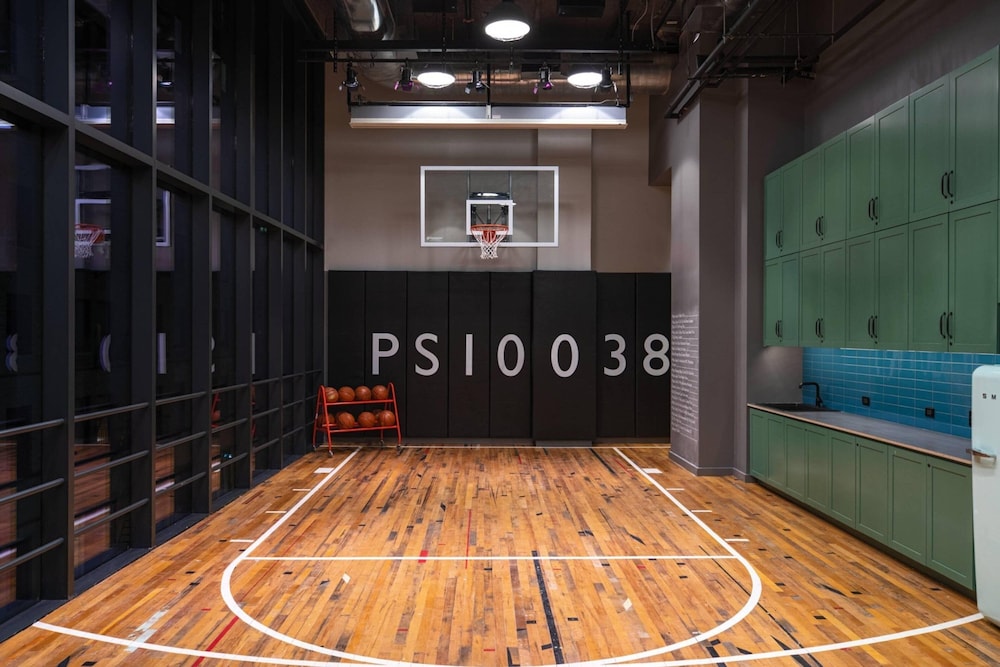 

Verona - Brooklyn (NY) - Moxy NYC Downtown