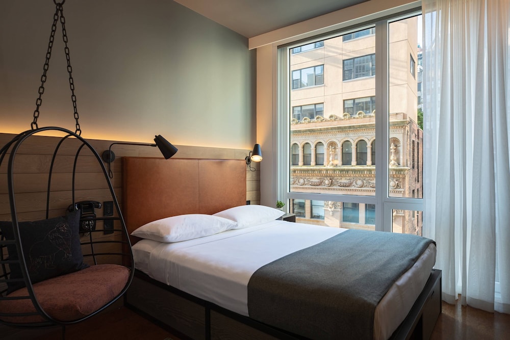 

Pisa - Brooklyn (NY) - Moxy NYC Downtown
