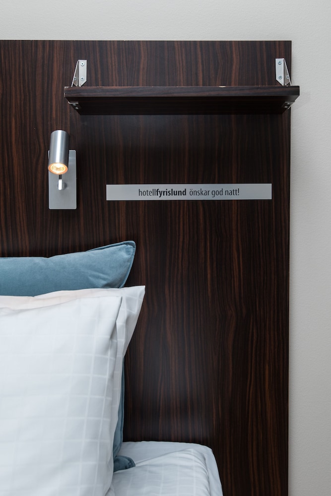 

Napoli - Uppsala - Hotell Fyrislund