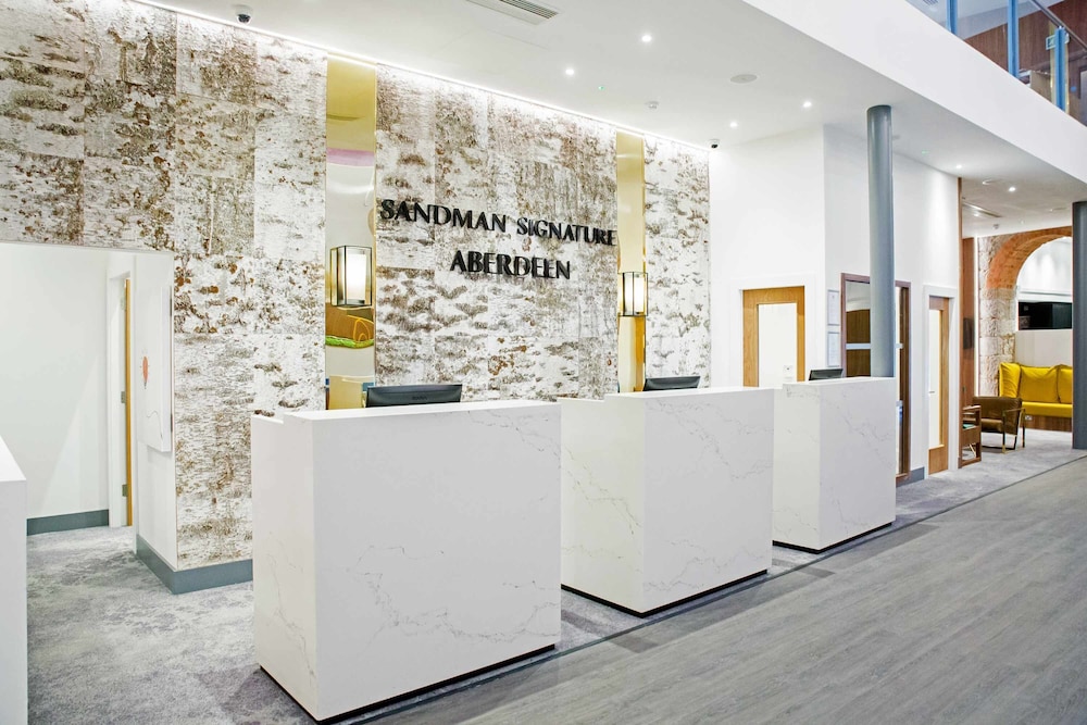 

Napoli - Aberdeen - Sandman Signature Aberdeen Hotel & Spa