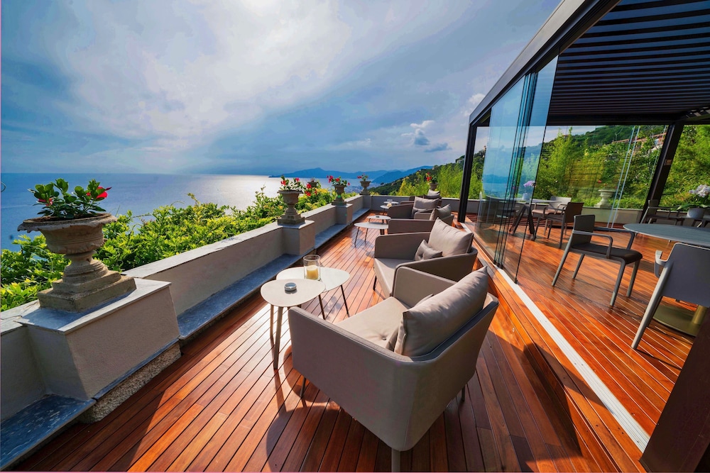 

Torino - Sestri Levante - Villa Riviera Resort