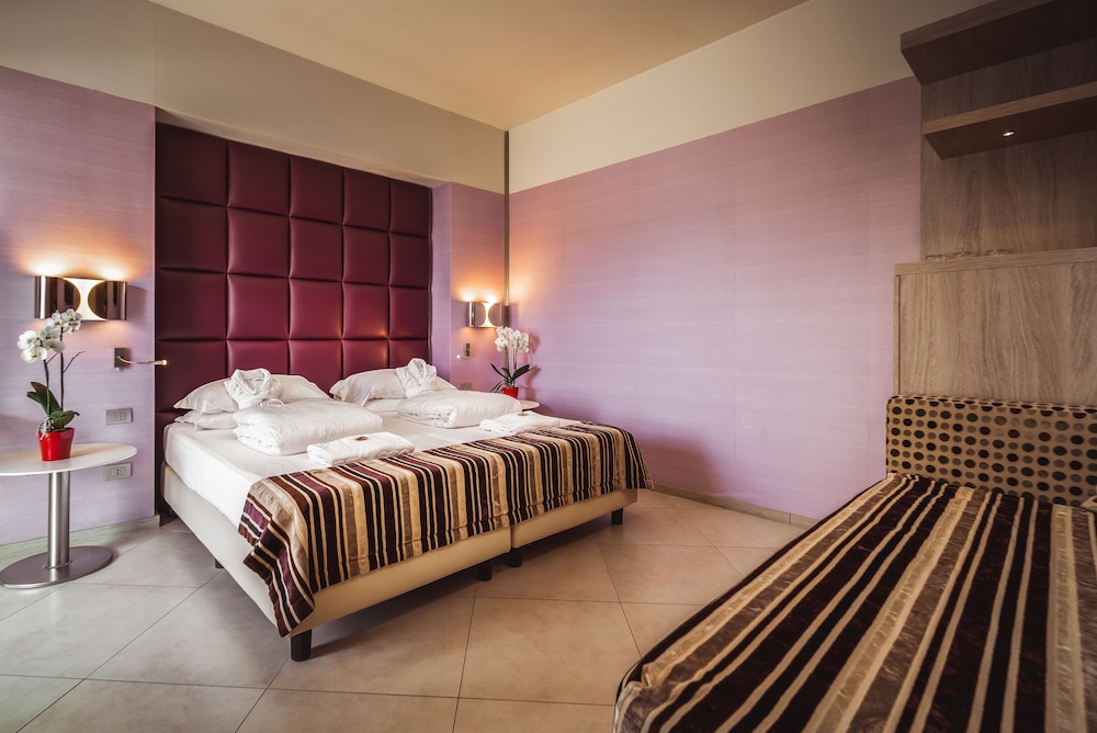 

Milano - Porto Istana - Jazz Hotel