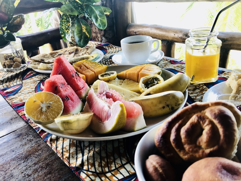 

Milano - Kama - Mangrove Lodge