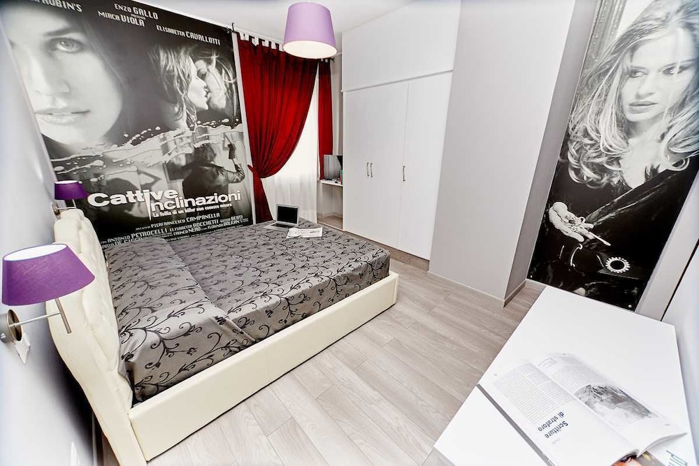 

Napoli - Montalto di Castro - Hotel Ospite Inatteso