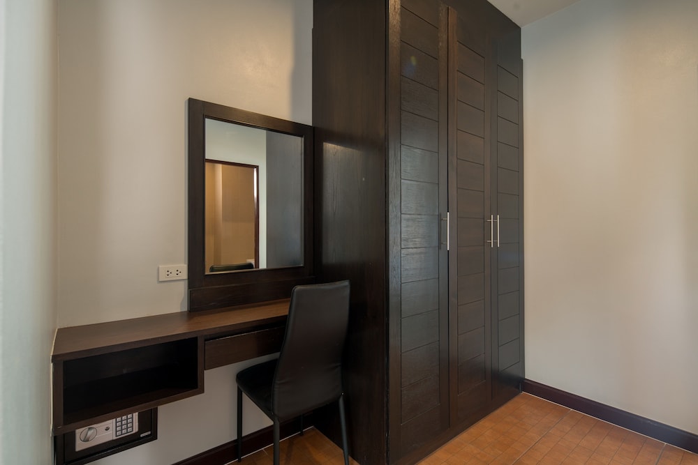 

Milano - Chalong - Amarin Hotel Patong