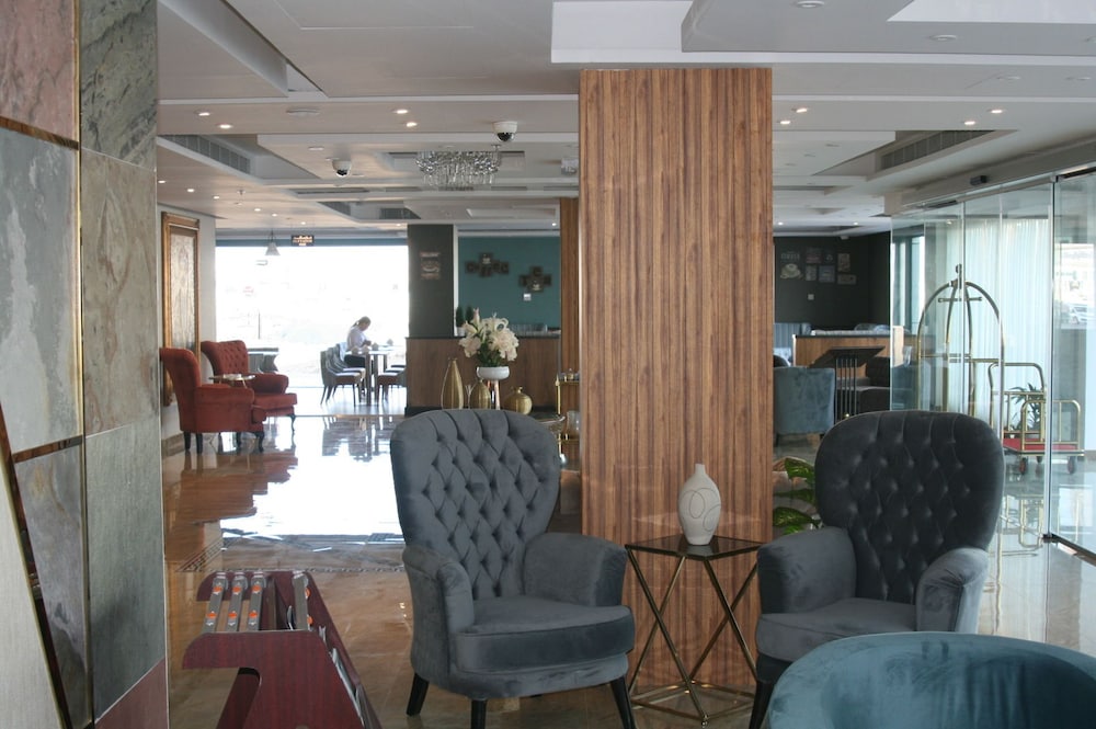 

Milano - Sarūq - The Secure Inn Hotel Muscat
