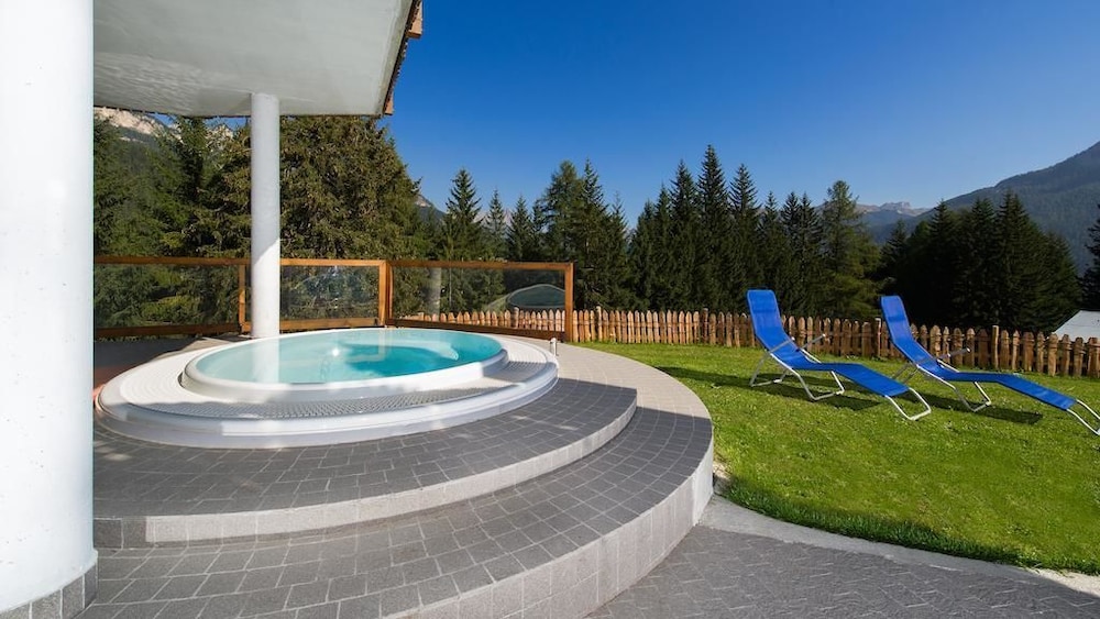 

Genova - Val di Fassa, Montagna Italia - Hotel Gran Mugon