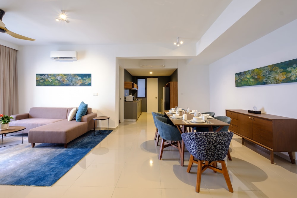 

Milano - Georgetown - Tanjung Point Residences