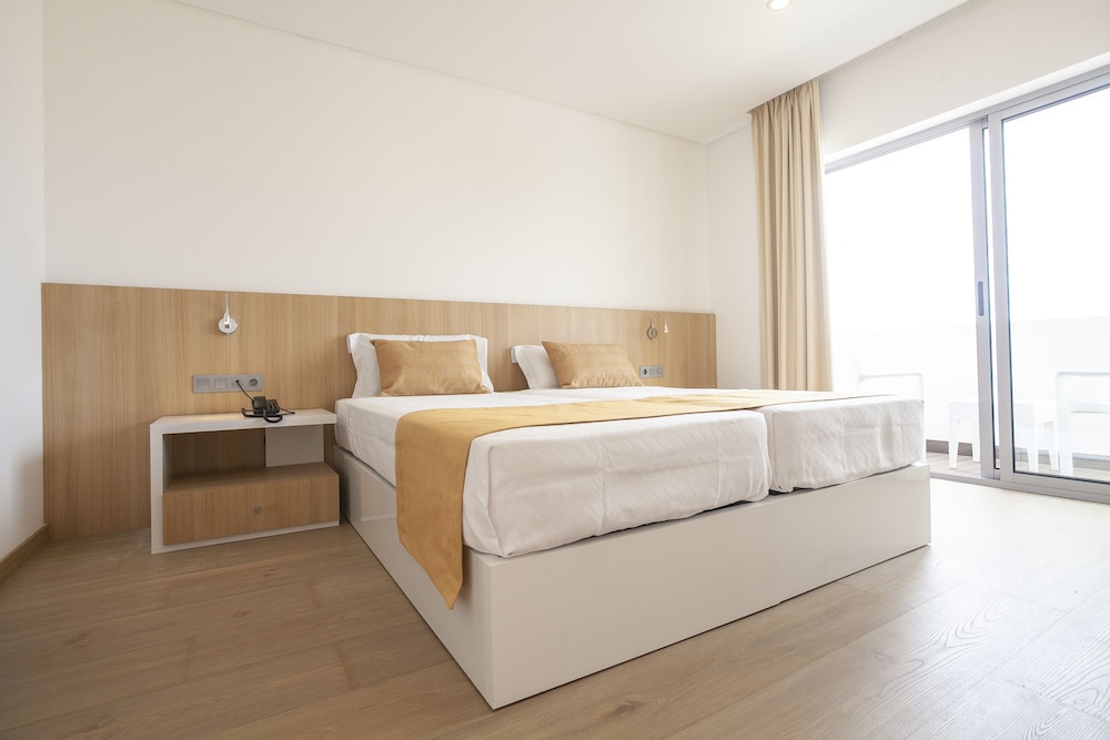 

Bari - Santa Maria,Isola di Sal - Hotel Da Luz
