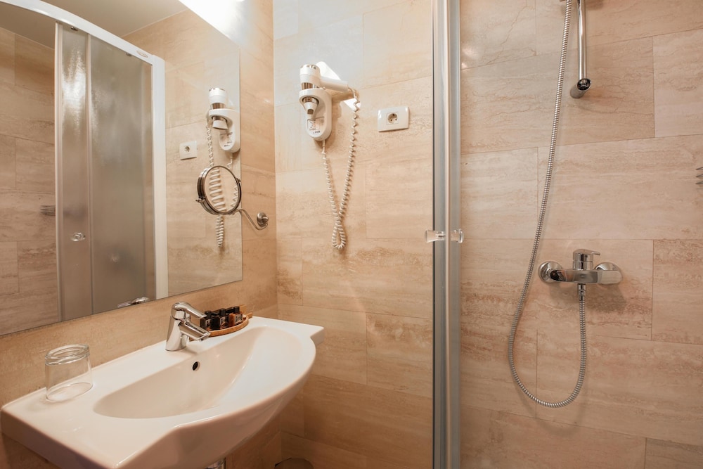 

Roma - Laško - Hotel Evropa