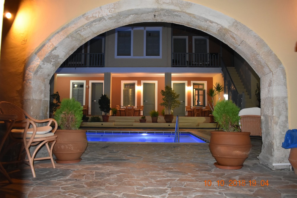 

Firenze - Creta Est - Heraklion, Rethymno, Agios Nikolaos, Grecia - Vecchio Hotel