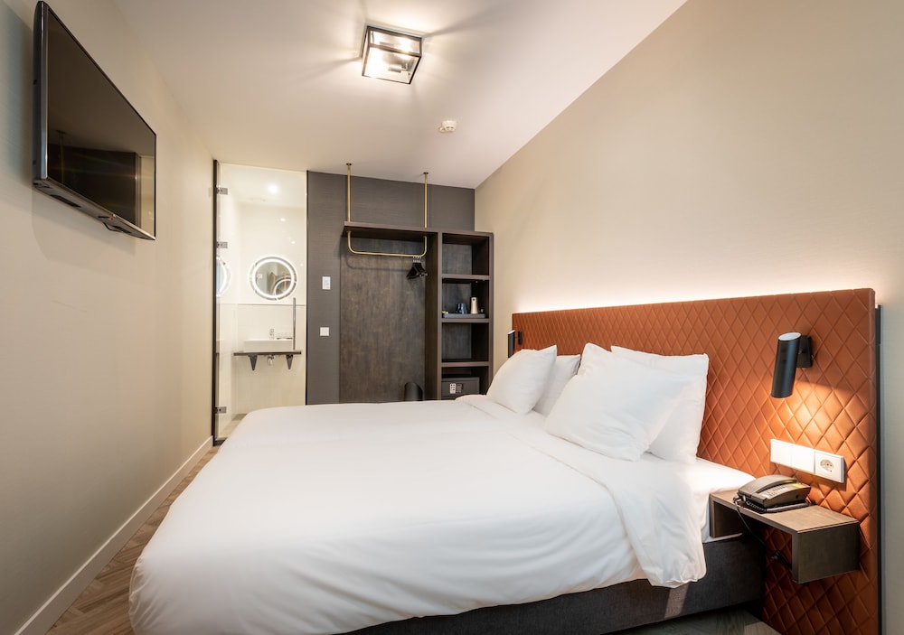 

Torino - Schiphol - Hotel New Kit