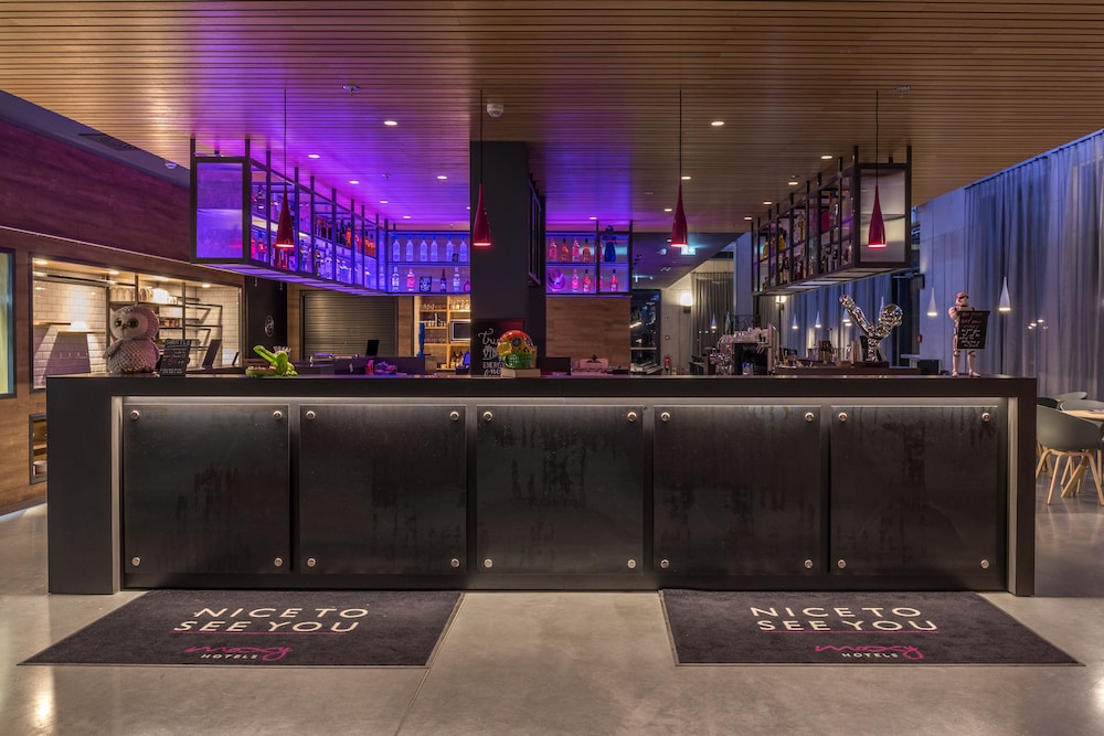 

Roma - Newbridge - Moxy Edinburgh Airport