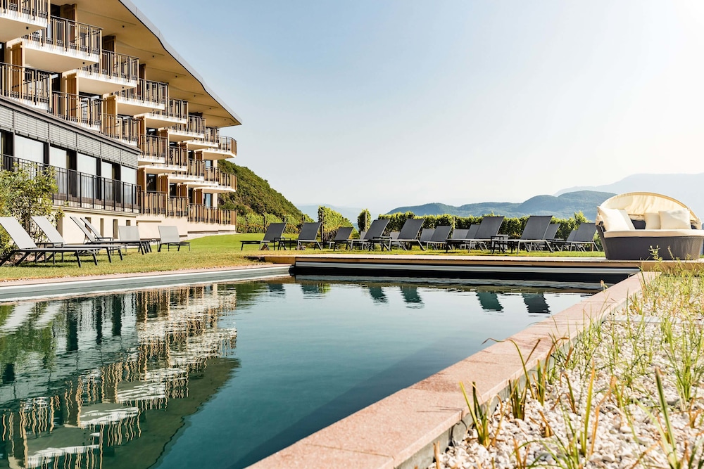 Milano - Caldaro sulla Strada del Vino - Hotel Plattenhof