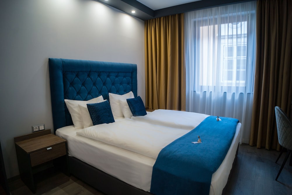 

Roma - Sopron - Hotel Palatinus