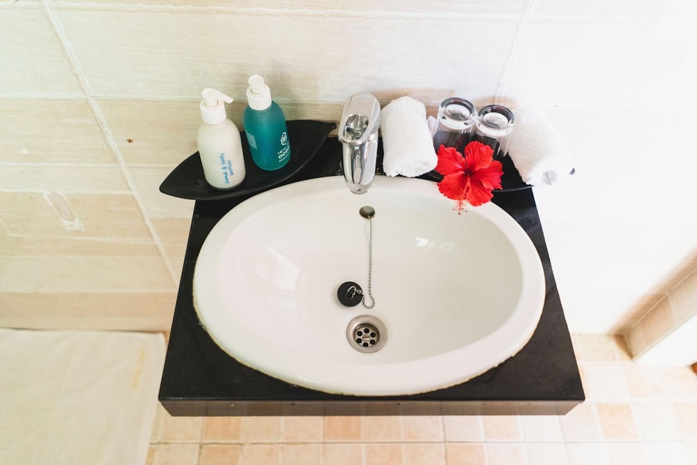 

Roma - Mbweni - Antonio Garden Hotel