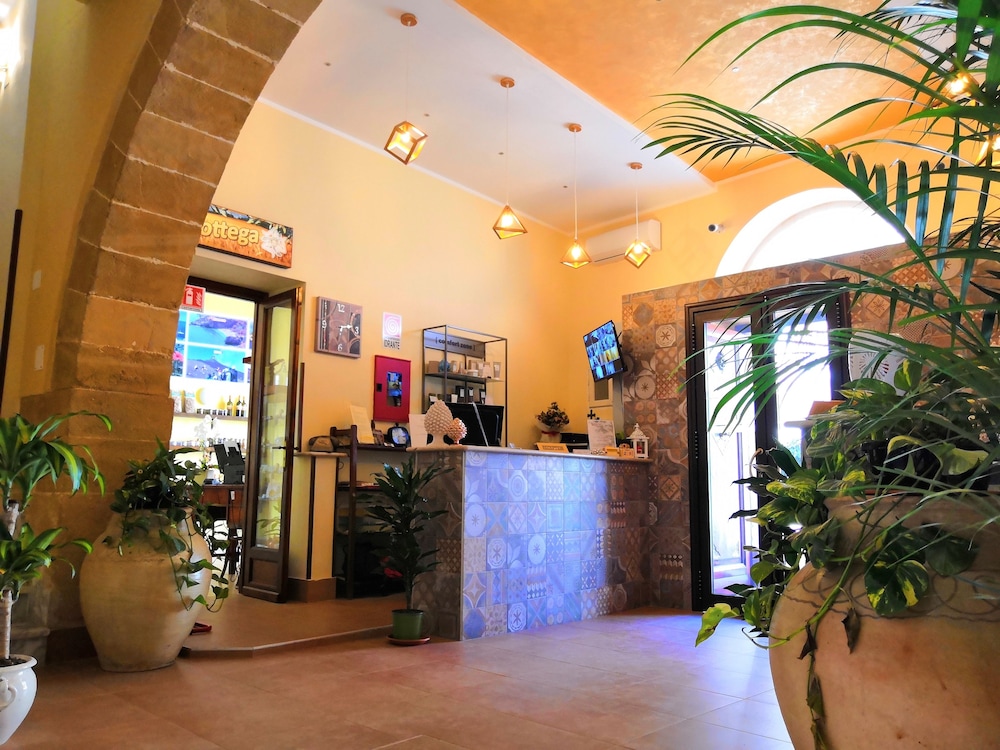

Milano - Castelvetrano - Fratelli Clemente Spa and Hotel