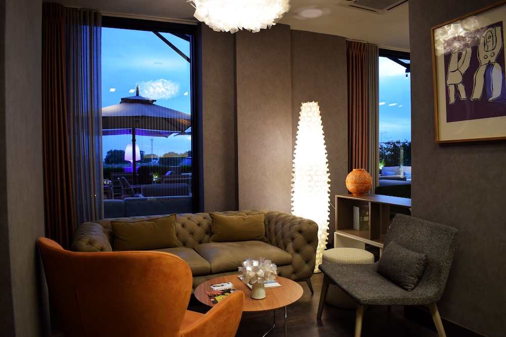

Roma - Carthage - ADAM Hotel Suites