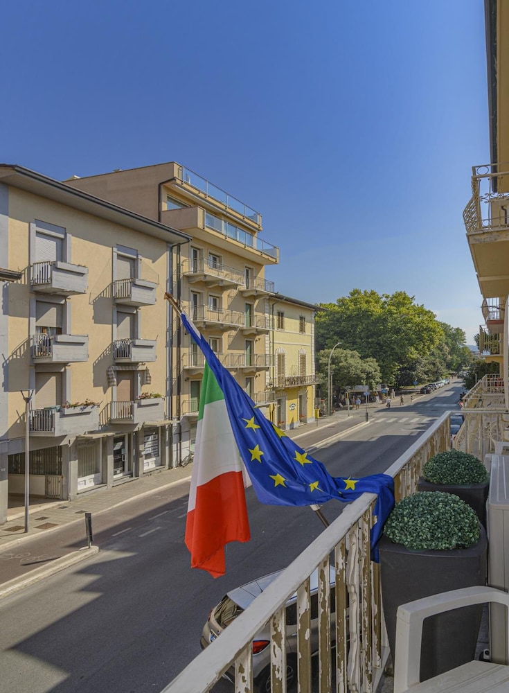 

Cagliari - Versilia e Costa Toscana, Mare Italia - City Hotel