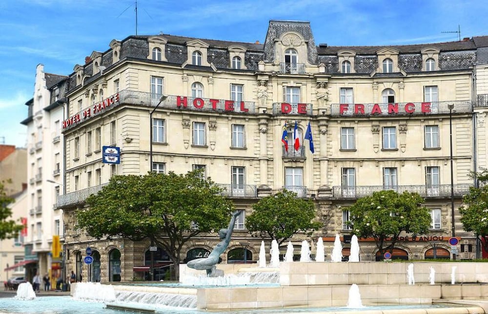 

Milano - Valle della Loira, Francia - Hôtel De France