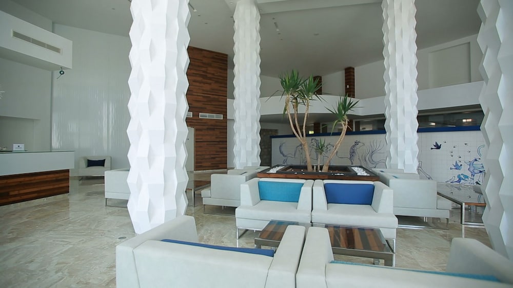 

Bari - Monastir, Tunisia - Hotel Les Palmiers Beach Holiday Village